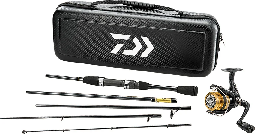 Daiwa Carbon Case Travel Pack