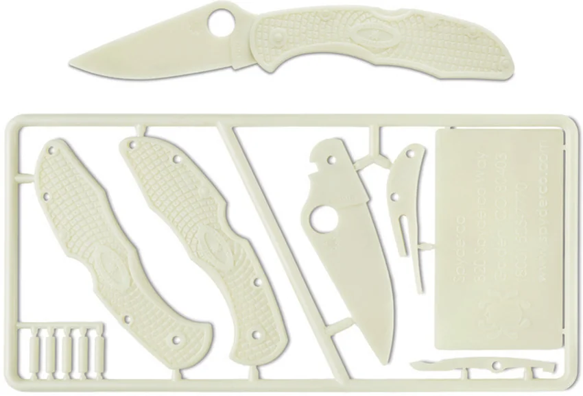 Spyderco Glow-in-the-Dark Plastic Knife Kit C11 Delica PLKIT1